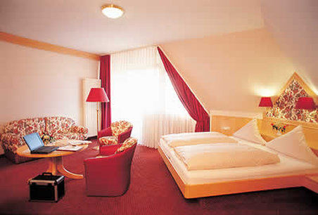 Hotel Windenreuter Hof Эммендинген Номер фото